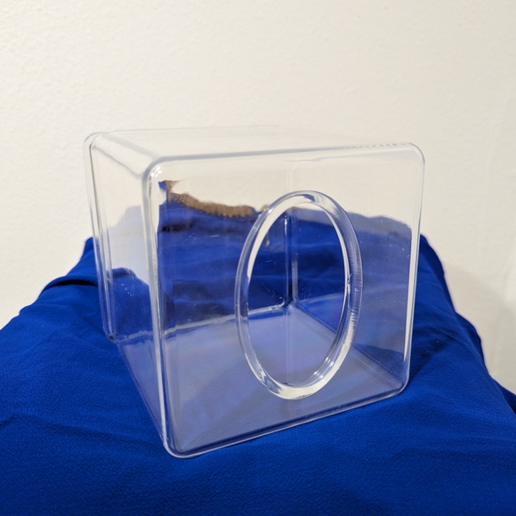 Acrylic Tissue Box Set - Picture 2 of 5